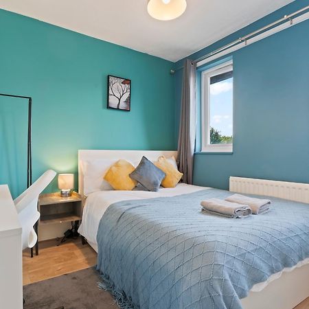 Lovely 4Br House In The City With Parking Λονδίνο Εξωτερικό φωτογραφία